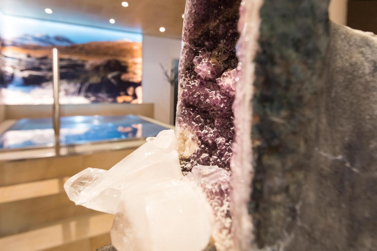 Hotel Sonnblick Sankt Leonhard im Pitztal Exteriör bild
